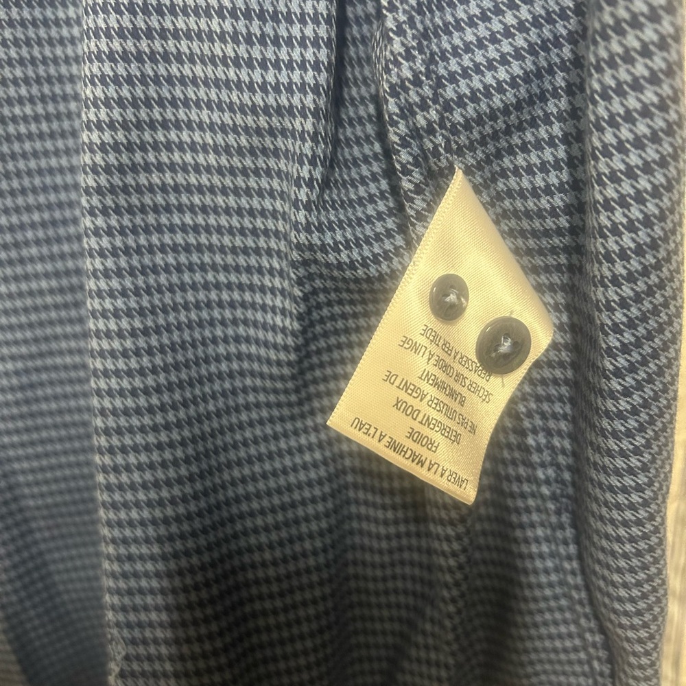 Robert Graham Button down - Picture 4 of 6